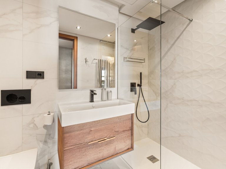Apartment for Sale in San Pedro De Alcántara, Malaga 25