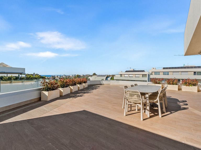 Apartment for Sale in San Pedro De Alcántara, Malaga 30
