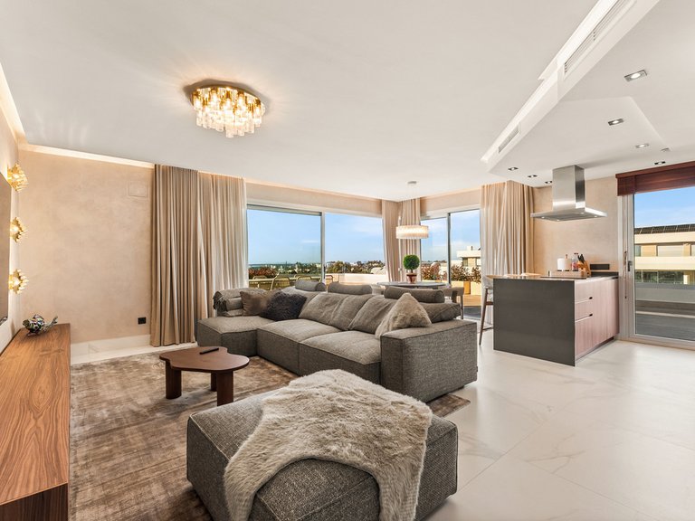 Apartment for Sale in San Pedro De Alcántara, Malaga 4