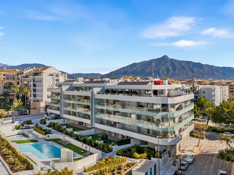 Apartment for Sale in San Pedro De Alcántara, Malaga 44