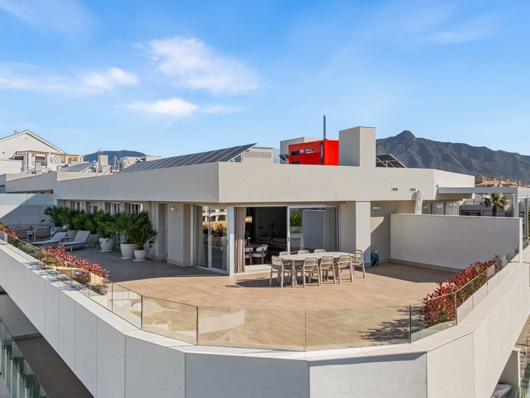 Apartment for Sale in San Pedro De Alcántara, Malaga 46