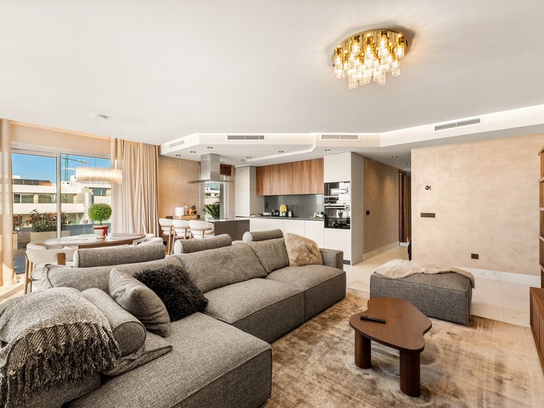 Apartment for Sale in San Pedro De Alcántara, Malaga 7