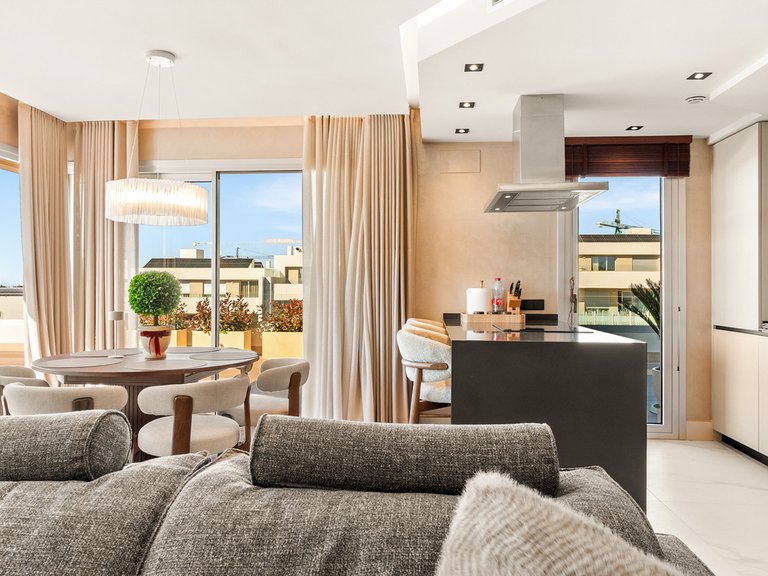 Apartment for Sale in San Pedro De Alcántara, Malaga 8