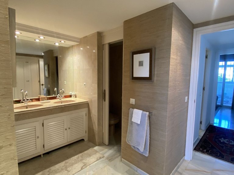 Apartment for Sale in Bel Air, Malaga 10