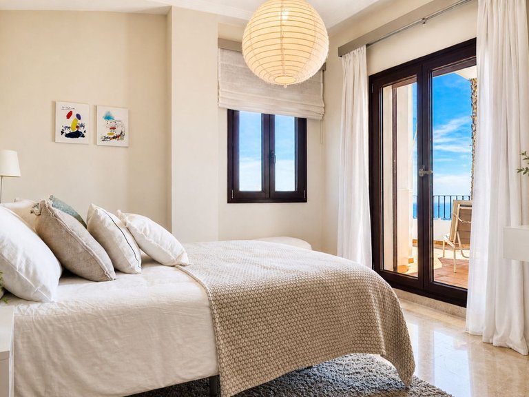Villa for Sale in Benahavís, Malaga 34