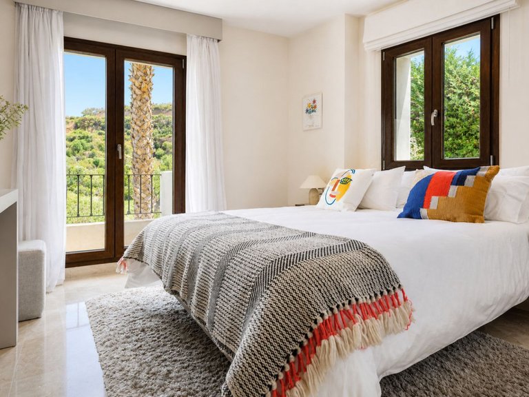 Villa for Sale in Benahavís, Malaga 39