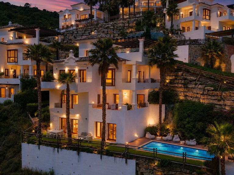 Villa for Sale in Benahavís, Malaga 9