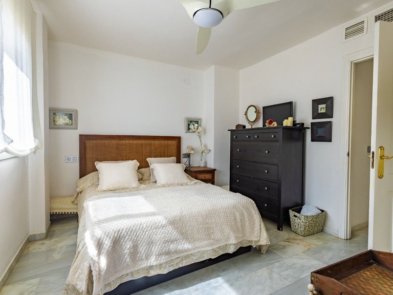 Apartment for Sale in Marbella, Malaga 12