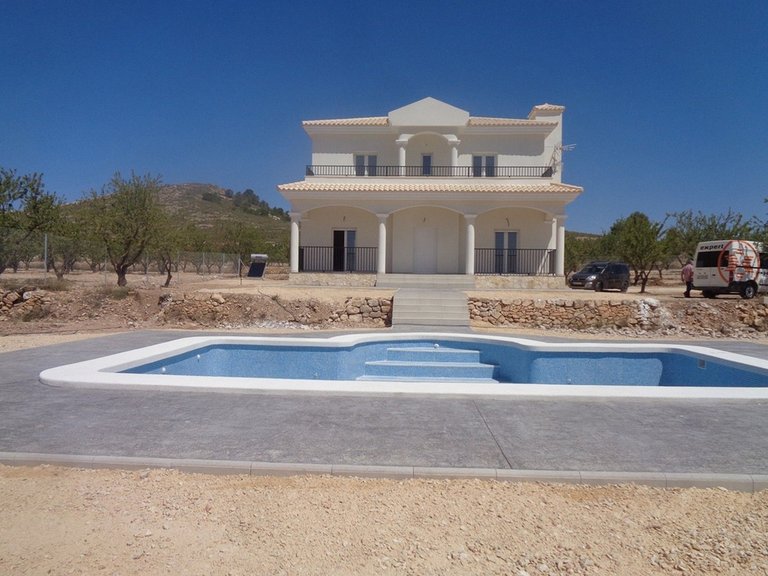 Villa for Sale in Pinoso, Alicante 27