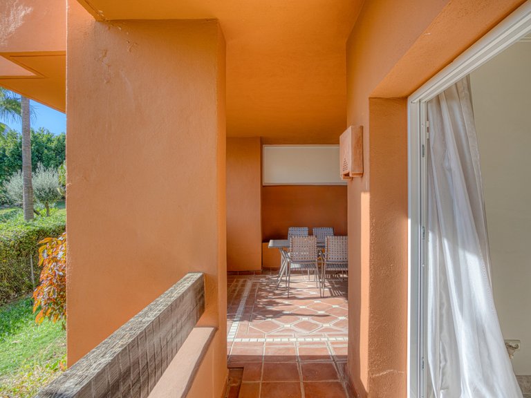 Apartment for Sale in Nueva Andalucía, Malaga 23