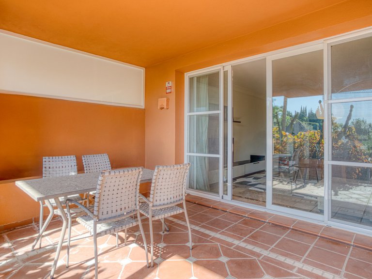 Apartment for Sale in Nueva Andalucía, Malaga 5