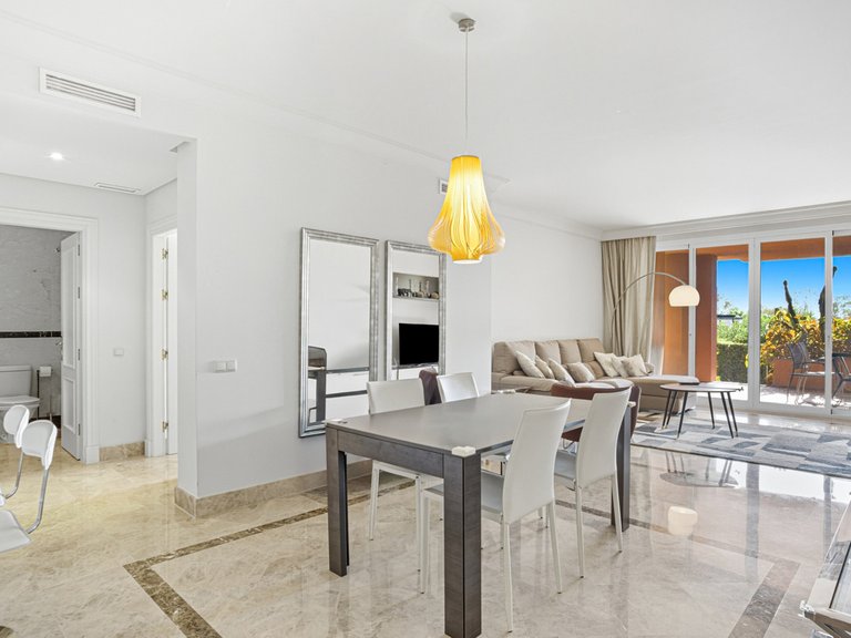 Apartment for Sale in Nueva Andalucía, Malaga 6