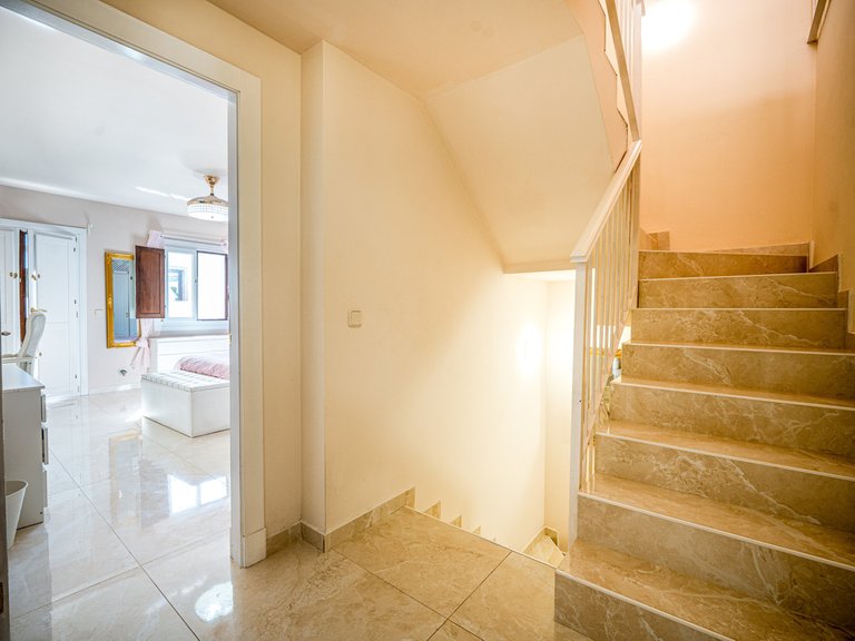 Villa for Sale in Estepona, Malaga 28