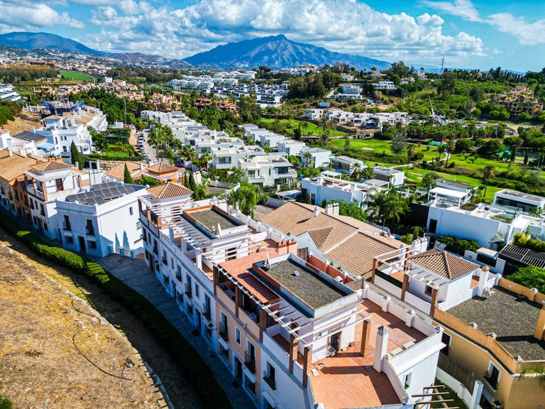 Villa for Sale in Estepona, Malaga 39