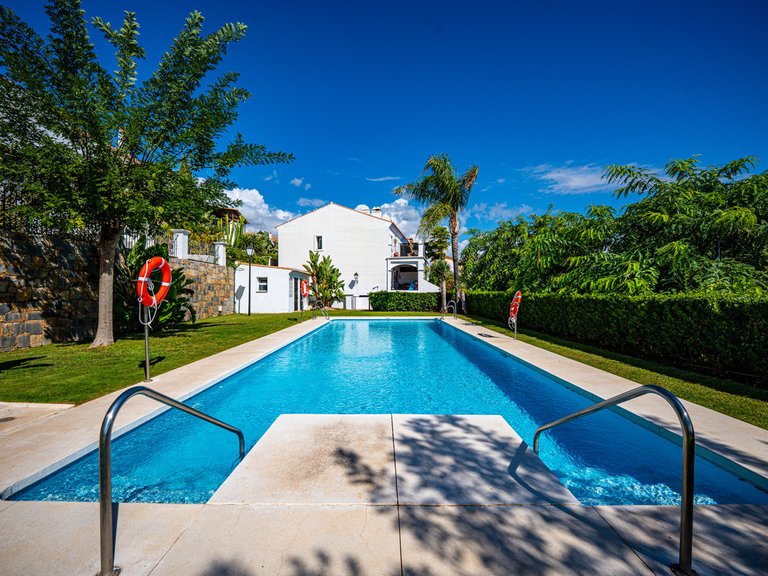 Villa for Sale in Estepona, Malaga 41