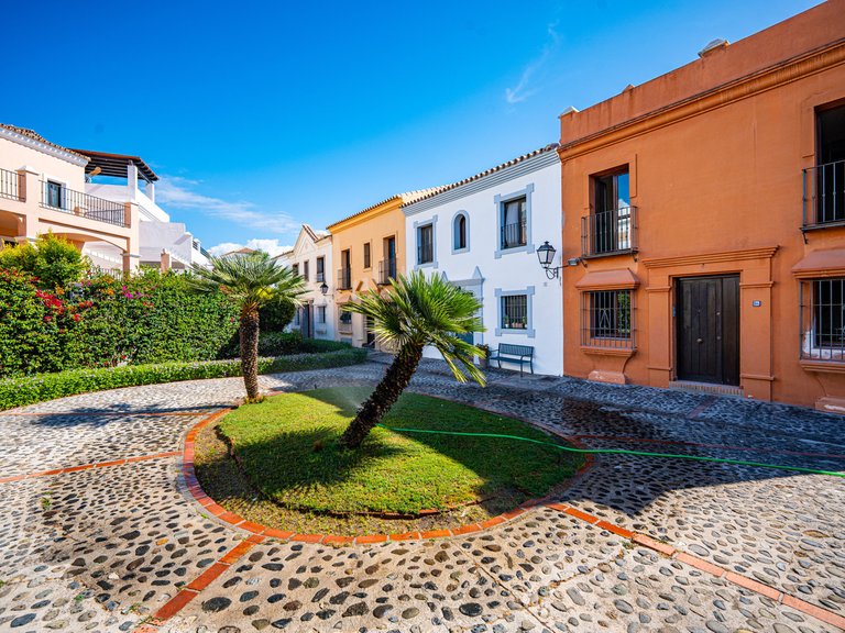 Villa for Sale in Estepona, Malaga 50