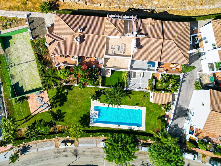 Villa for Sale in Estepona, Malaga 55