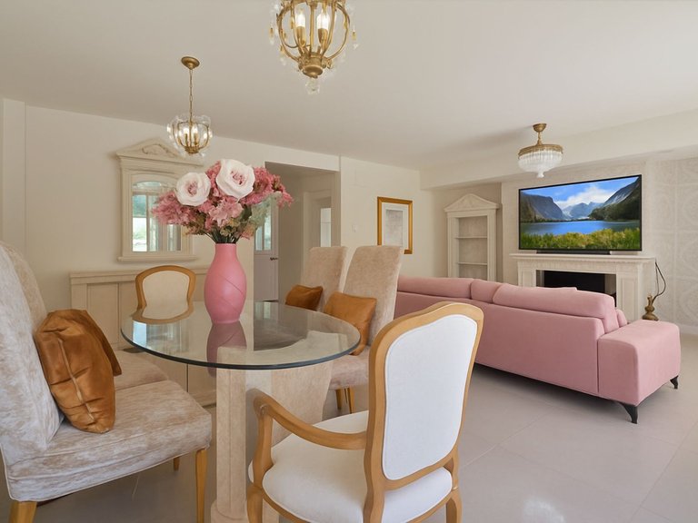 Villa for Sale in Estepona, Malaga 7