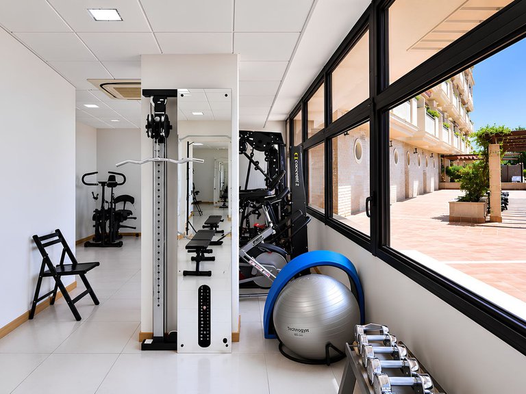 Apartment for Sale in Fuengirola, Malaga 36