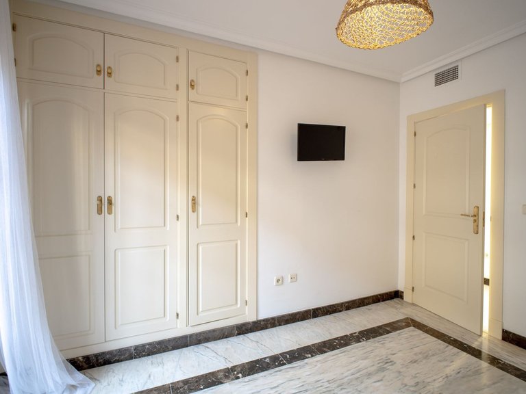 Apartment for Sale in Benalmadena, Malaga 11