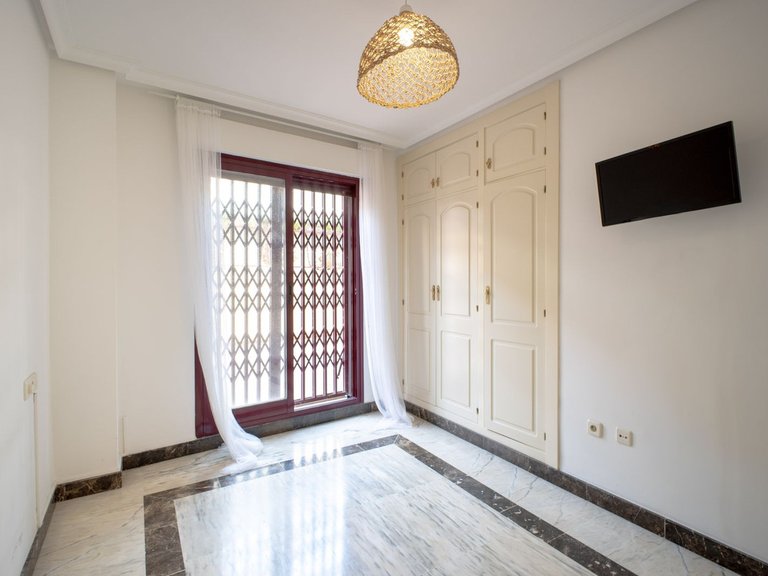 Apartment for Sale in Benalmadena, Malaga 7