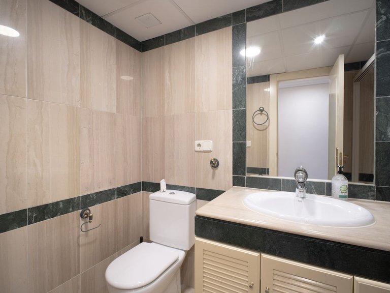 Apartment for Sale in Benalmadena, Malaga 9