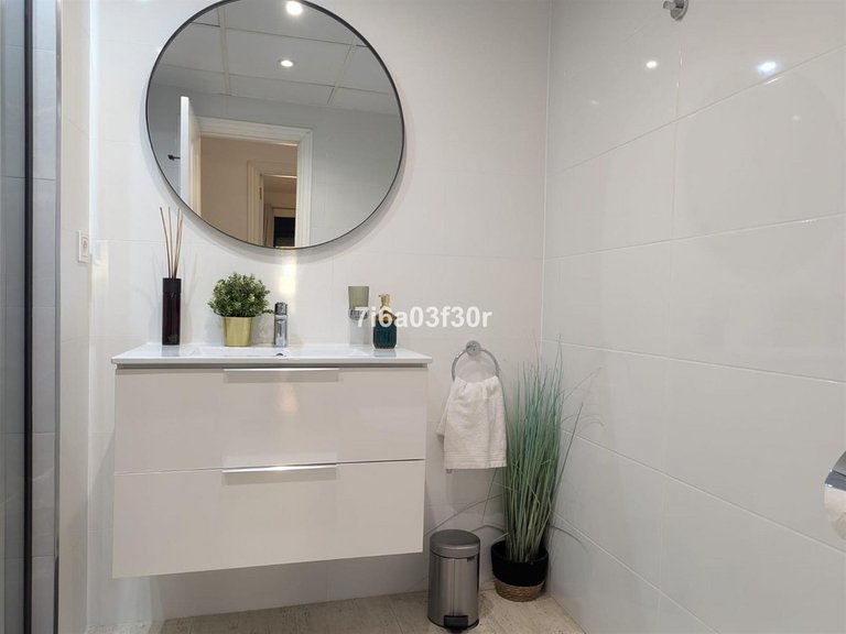 Apartment for Sale in San Pedro De Alcántara, Malaga 19