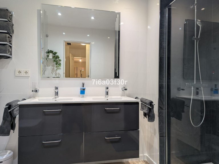 Apartment for Sale in San Pedro De Alcántara, Malaga 20