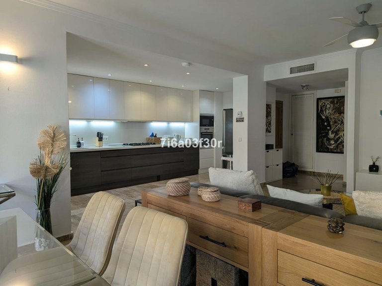 Apartment for Sale in San Pedro De Alcántara, Malaga 3