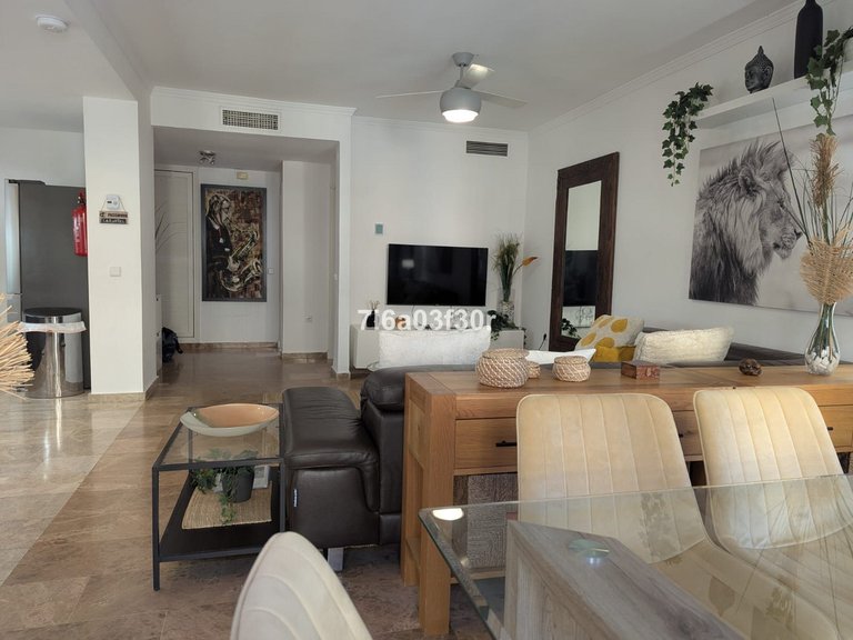 Apartment for Sale in San Pedro De Alcántara, Malaga 5