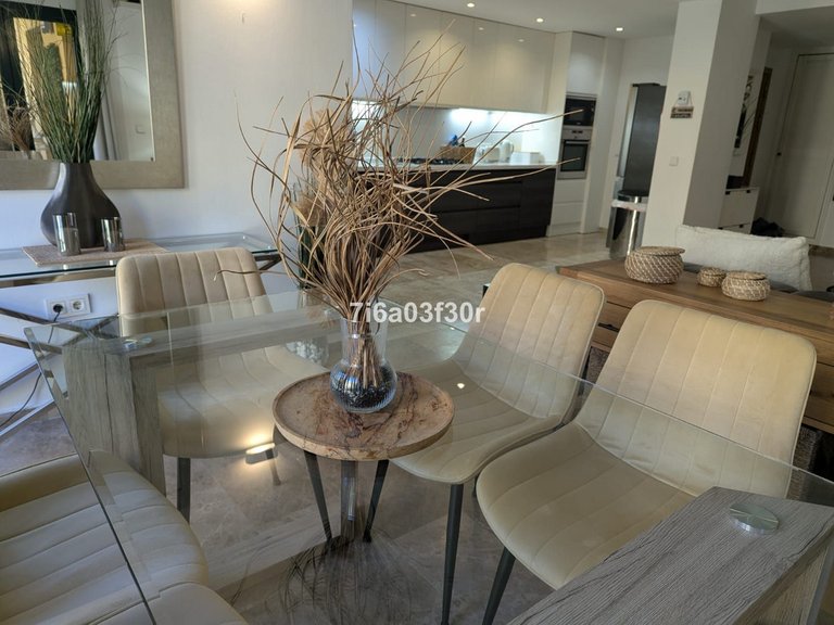 Apartment for Sale in San Pedro De Alcántara, Malaga 6