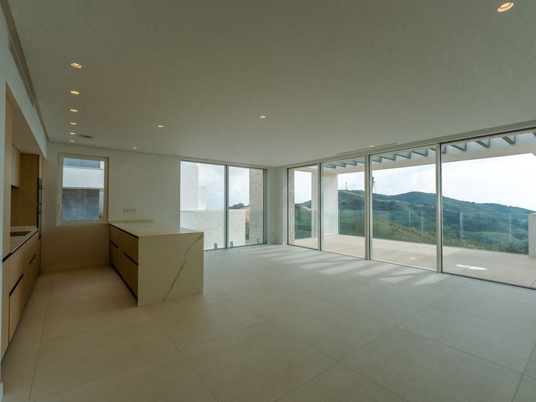 Apartment for Sale in Ojén, Malaga 3