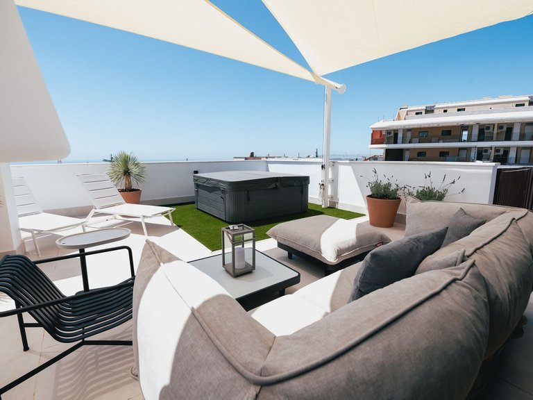 Apartment for Sale in Higueron, Malaga 25