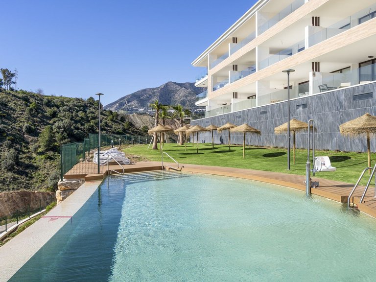 Apartment for Sale in Fuengirola, Malaga 2