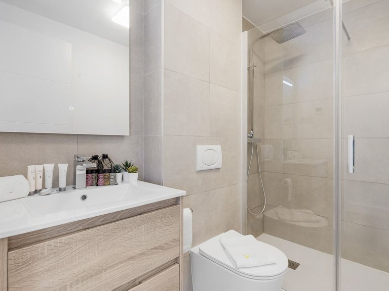 Apartment for Sale in Fuengirola, Malaga 30