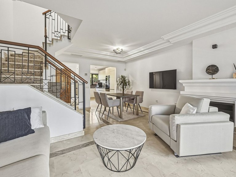 Town House for Sale in Bahía De Marbella, Malaga 2