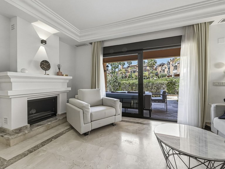 Villa for Sale in Bahía De Marbella, Malaga 8