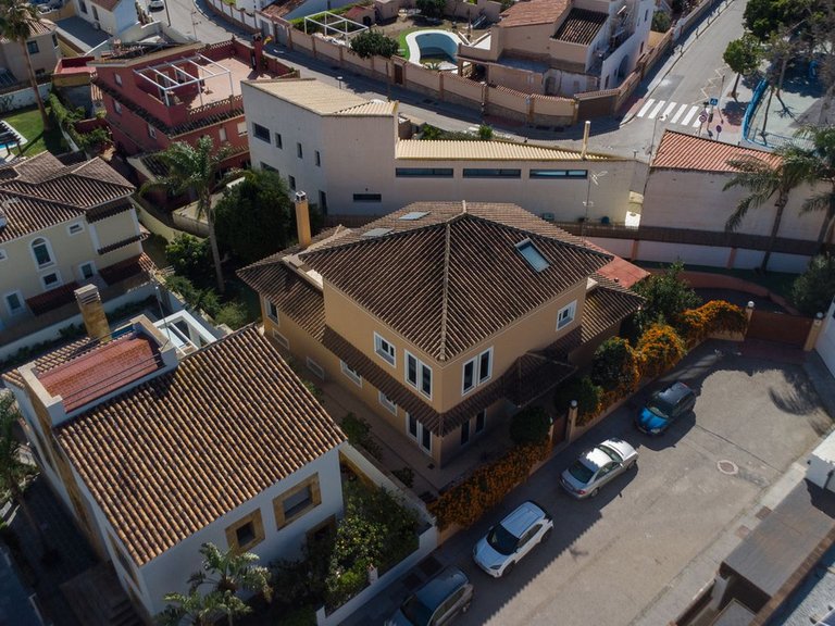 Villa for Sale in Playamar, Malaga 105