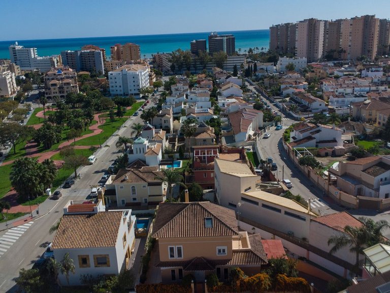 Villa for Sale in Playamar, Malaga 107