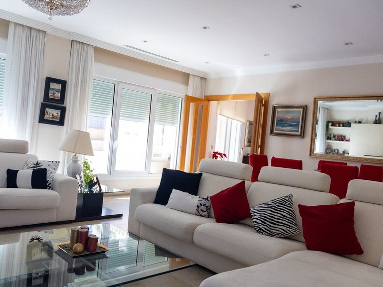 Villa for Sale in Playamar, Malaga 11