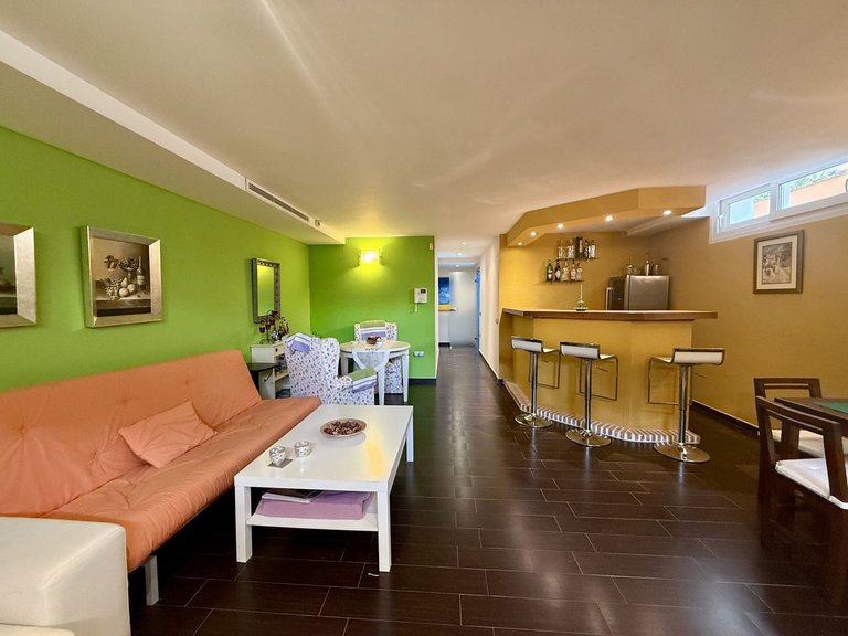 Villa for Sale in Playamar, Malaga 33