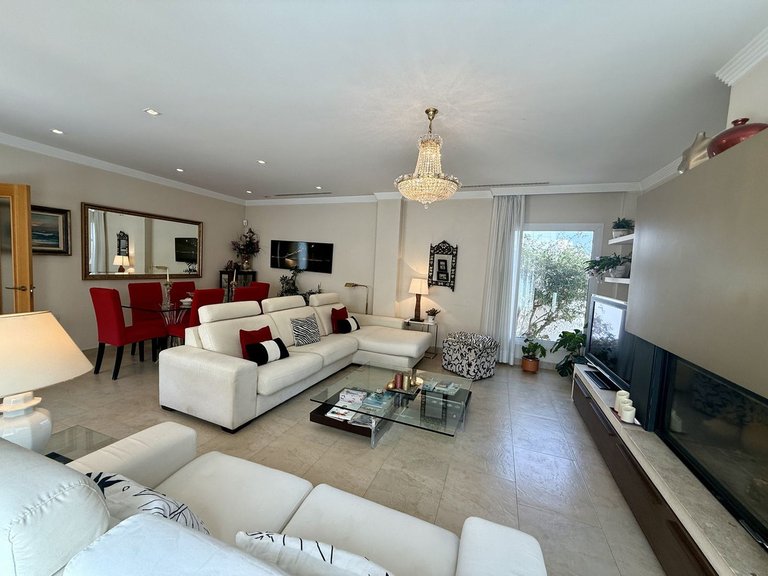 Villa for Sale in Playamar, Malaga 74