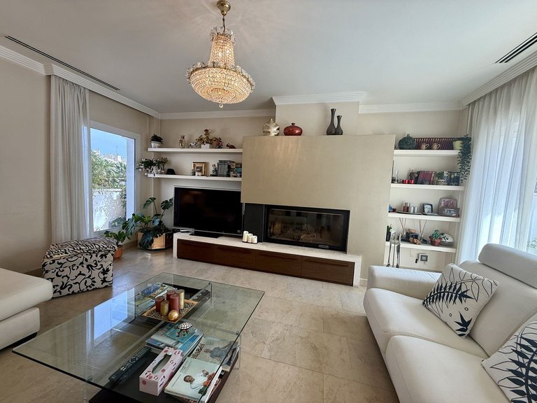 Villa for Sale in Playamar, Malaga 80