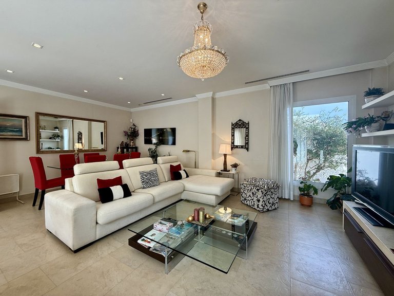 Villa for Sale in Playamar, Malaga 82