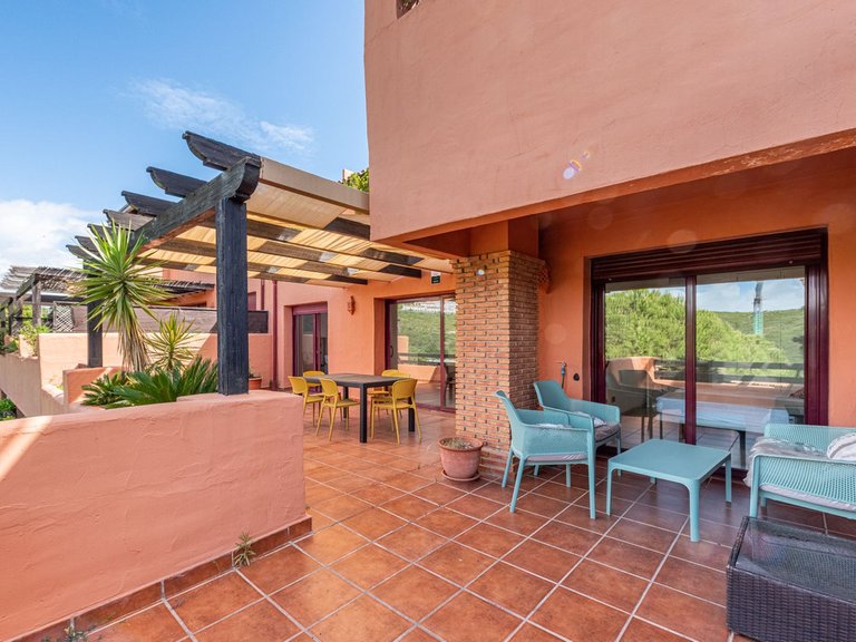 Apartment for Sale in Casares, Malaga 1
