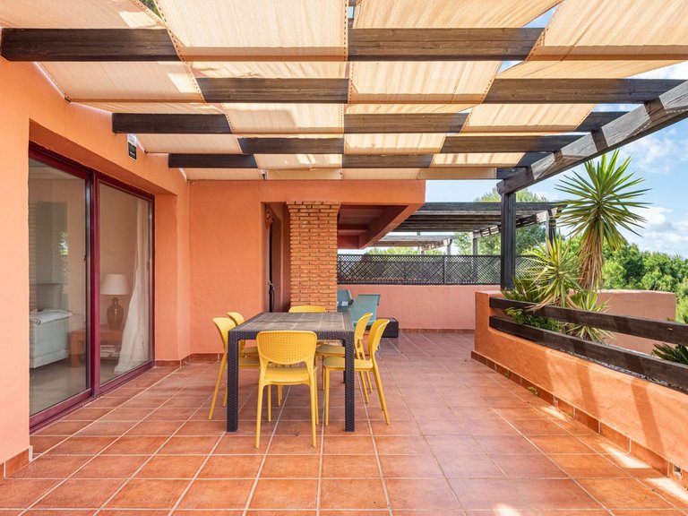 Apartment for Sale in Casares, Malaga 2