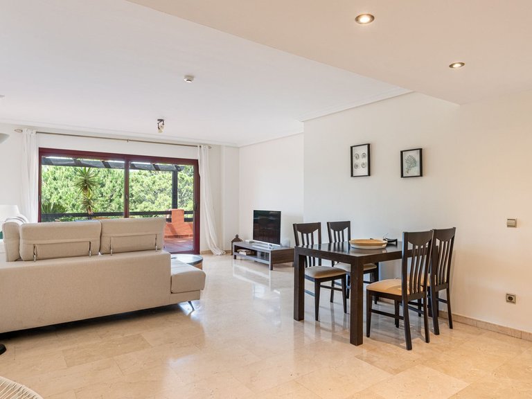 Apartment for Sale in Casares, Malaga 5