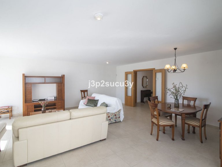 Apartment for Sale in Nueva Andalucía, Malaga 11
