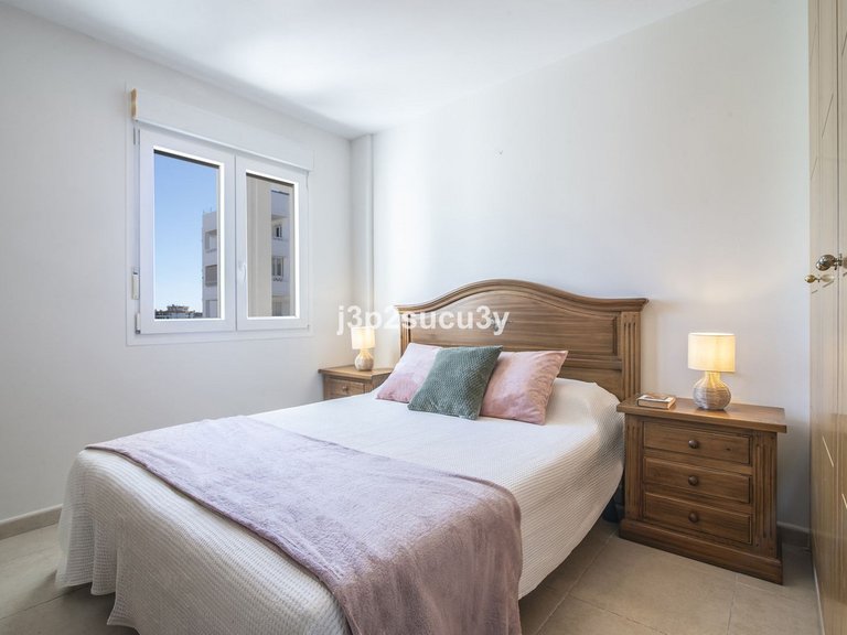 Apartment for Sale in Nueva Andalucía, Malaga 20