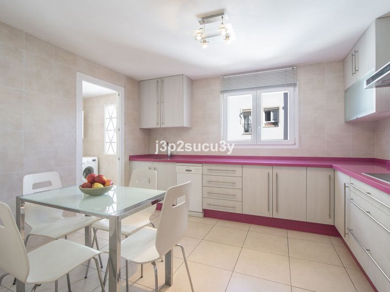 Apartment for Sale in Nueva Andalucía, Malaga 3